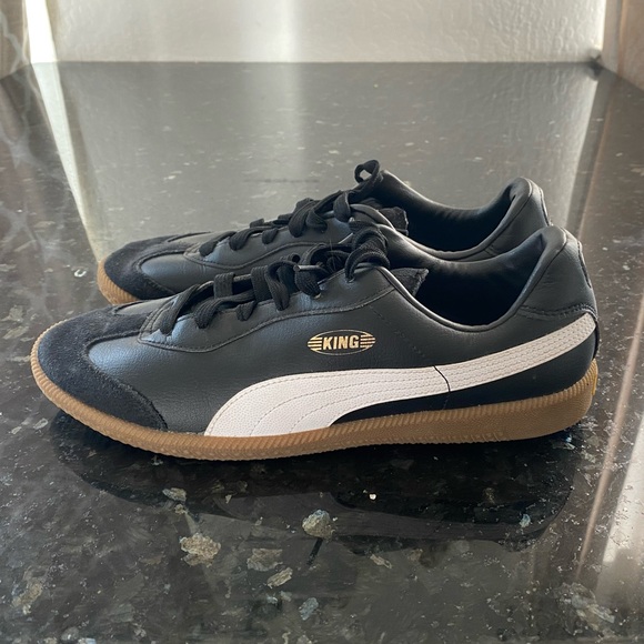 PUMA | King Indoor Soccer Shoes Size 8 - Picture 3 of 10